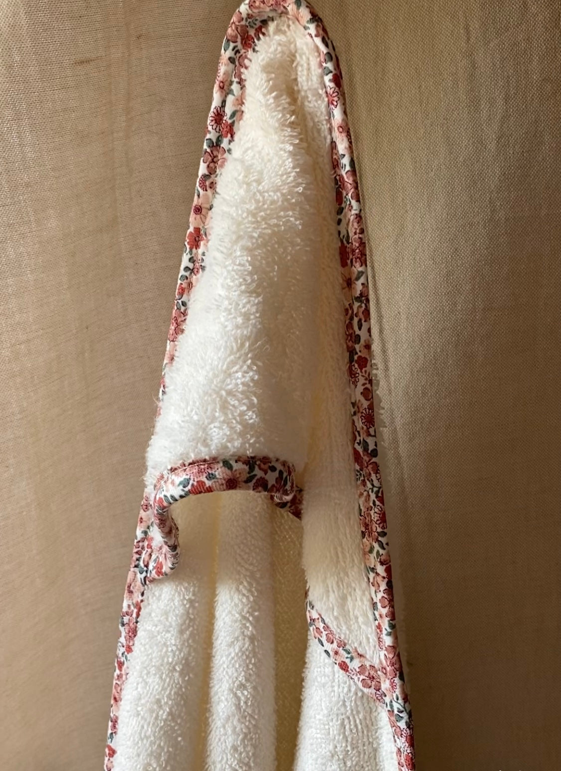 cape de bain bébé (75x75cm)